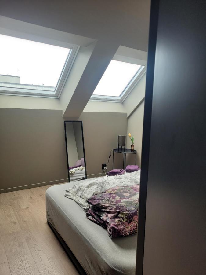 Single Elegant Room I Sentrum- Sea View Alesund Bagian luar foto